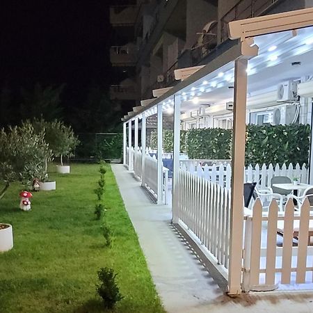 Suncoast Rooms Port Side Sarande Exterior photo